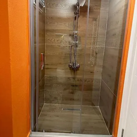 106-large Apartment